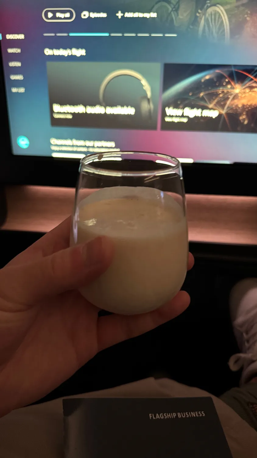 The banana-and-peach smoothie was the best part of breakfast. Delicious!